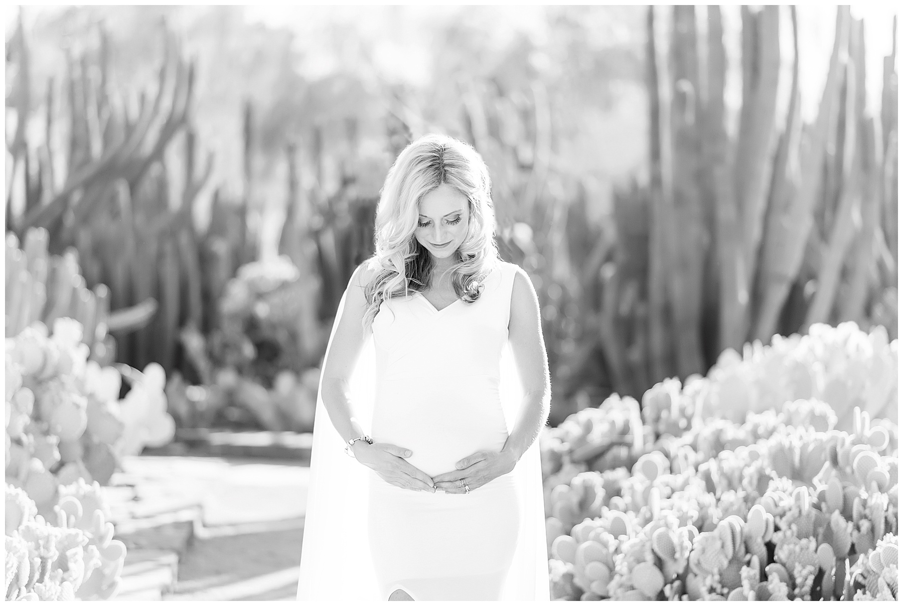 Dorota's-Maternity-Session-Phoenix-Arizona-Ashley-Flug-Photography17-B&W.jpg